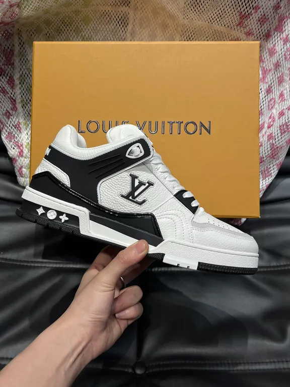 Louis Vuitton Shoe 